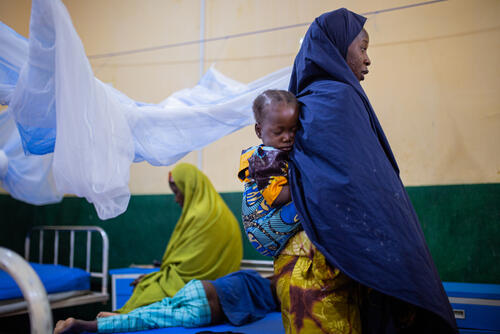 Rahana Ibrahim is 30 years old, “my daughter is 2 years-old, she started having fever and convulsions, I didn’t know it was malaria”. She explained she now received information about using mosquito nets during rainy season to avoid getting malaria again. Last year, Rahana had to bring her other child suffering from malnutrition to the town of Anka where MSF used to have an inpatient feeding centre before drastically reducing the operations during summer 2023 because of the high levels of violence.