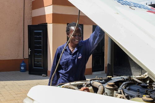 Portrait of Mary James, first female driver for MSF in South Sudan
