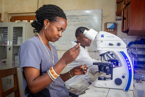 Modestine Musaada is a laboratory technician at the Médecins Sans Frontières (MSF) supported Walikale general reference hopsital in North Kivu province, eastern Democratic Republic of Congo. She analyses biological samples from patients treated by MSF.
