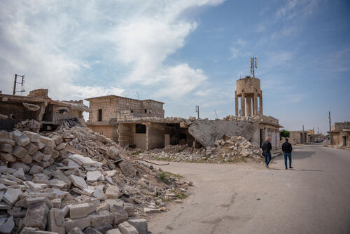 In the village of Anjara, west of Aleppo city, there are clear signs of the nearly 14-year-long war—destroyed buildings and a lack of signs of life. 

 The MSF mobile team provides primary healthcare to people who have recently returned to Anjara and other rural areas in Aleppo governorate.