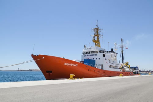 Aquarius leaves Valencia harbour. The search and rescue vessel leaves Valencia  after an unacceptable 8 days odyssey and 3 days in Spain. Aquarius will be heading back to the international waters off the coast of Libya to keep on saving lives. After disembarking 106 people rescued in Valencia last Sunday, Aquarius has been doing resupplying works.