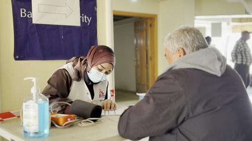 In less than two weeks, more than 800,000 people have been forced to flee their homes and towns in Lebanon, due to relentless Israeli bombings and blanket evacuation orders that are not sparing anyone.  

Across Lebanon, our teams mobilized to bring essential medical care closer to people displaced by the war.
Our Mobile Medical Units travel to reach communities in need in the southern city of Saida, in Mount Lebanon, Beirut, Bekaa, and the north.